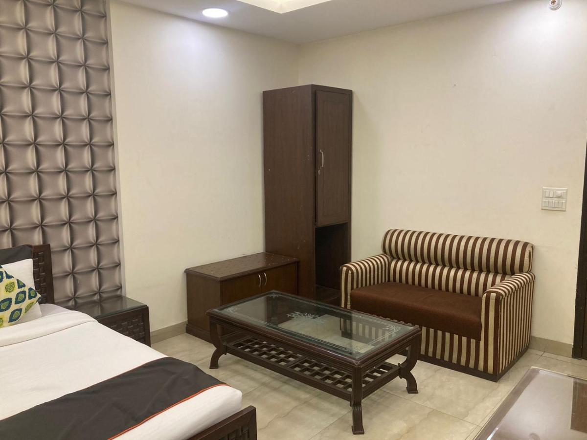 ניו דלהי Hermitage By The Cosy Hotels Near Lotus Temple מראה חיצוני תמונה