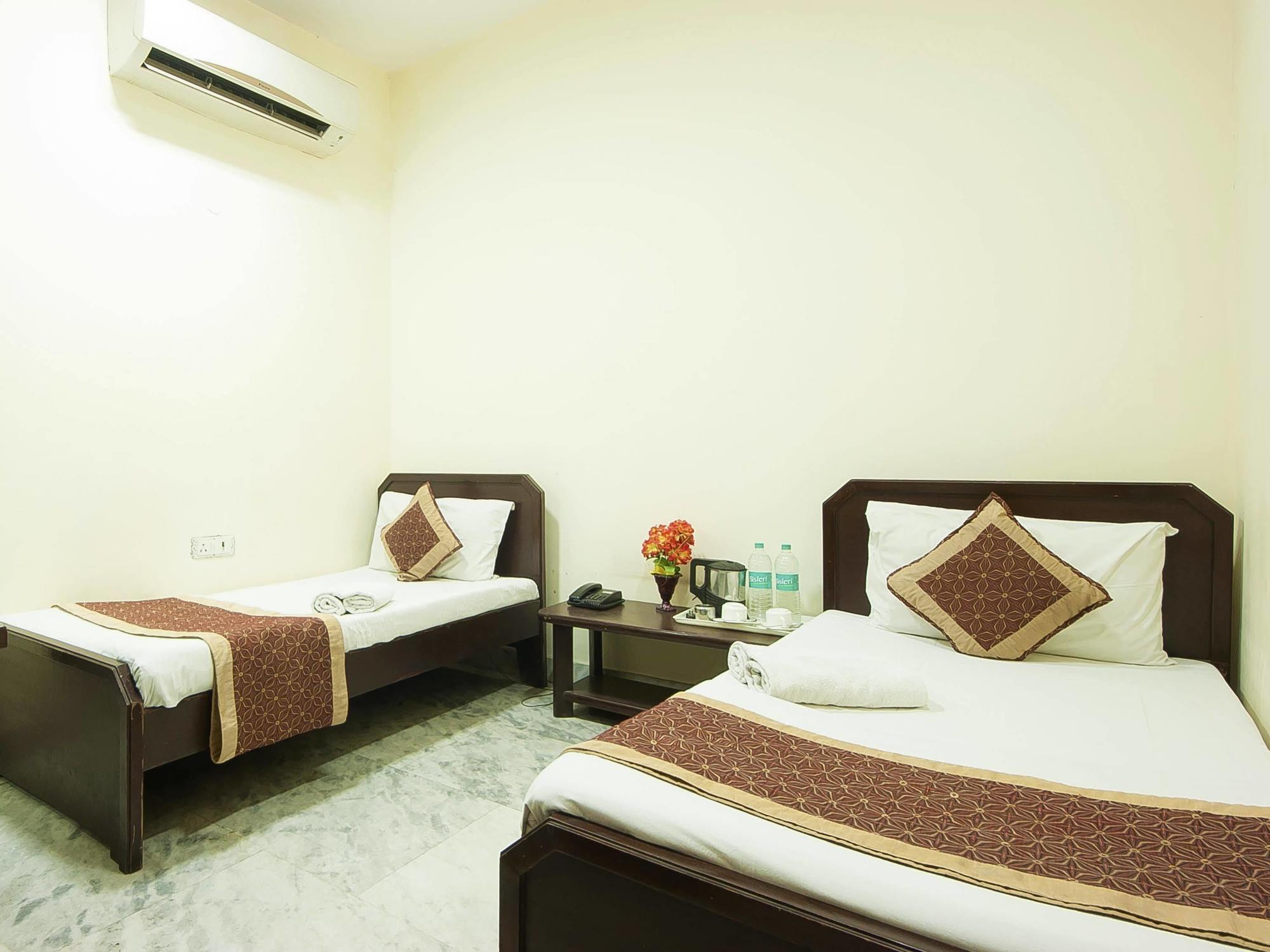 ניו דלהי Hermitage By The Cosy Hotels Near Lotus Temple מראה חיצוני תמונה