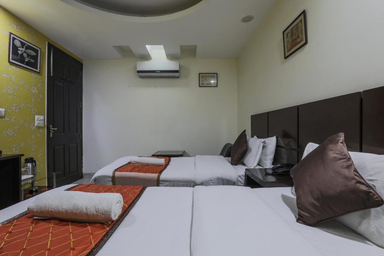 ניו דלהי Hermitage By The Cosy Hotels Near Lotus Temple מראה חיצוני תמונה